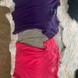 Nike v-neck shirt sleeve shirt bundle